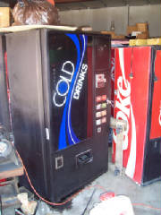 vendingmachines001.jpg